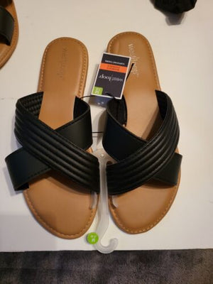 Black Criss Cross Sandal
